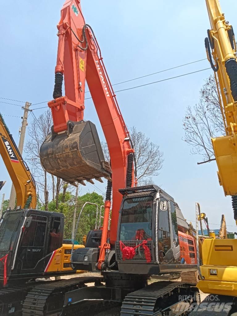 Hitachi ZX 240 Gravemaskiner på larvebånd