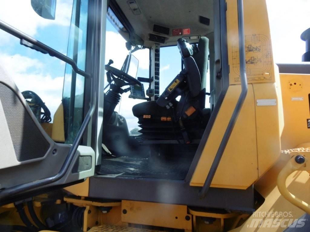 Volvo L 120 F Læssemaskiner på hjul