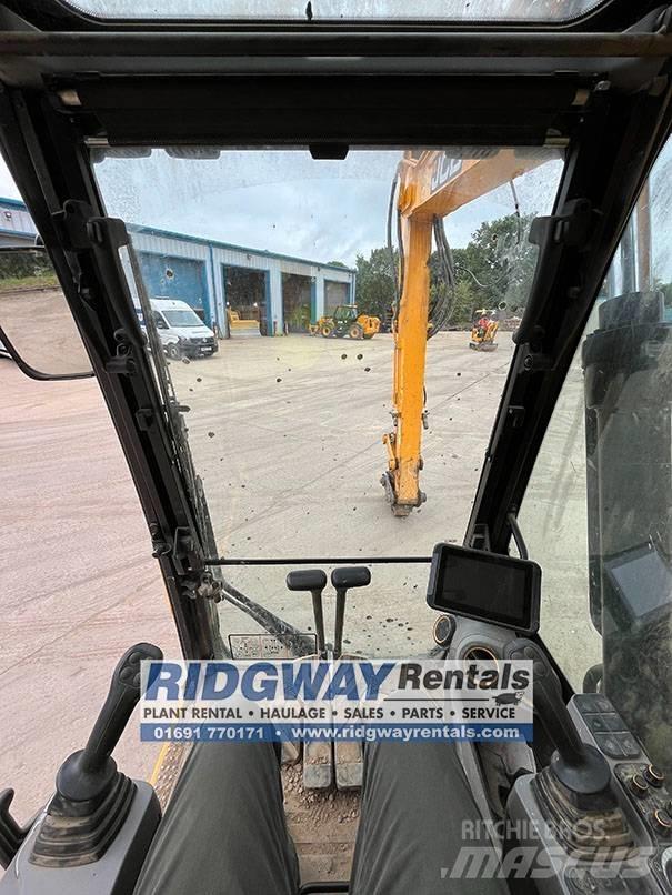 JCB 131 X L Gravemaskiner på larvebånd