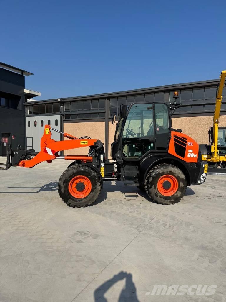 Komatsu WA 80 M-8 Læssemaskiner på hjul