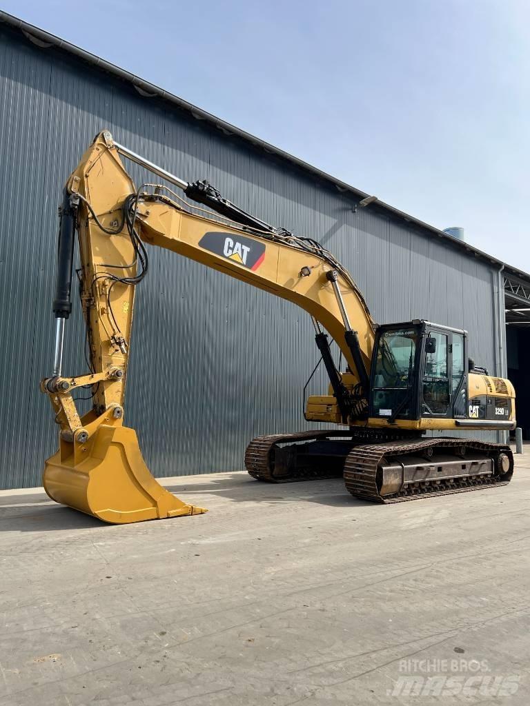 CAT 329D LN Gravemaskiner på larvebånd