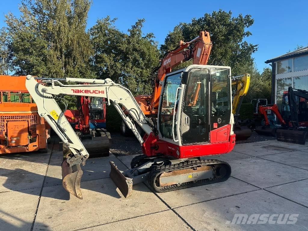 Takeuchi TB 230 Minigravemaskiner