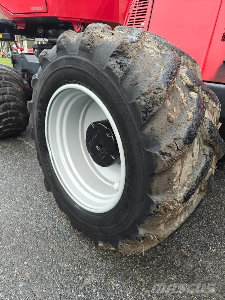 Komatsu 901 TX.1 Skovningsmaskiner