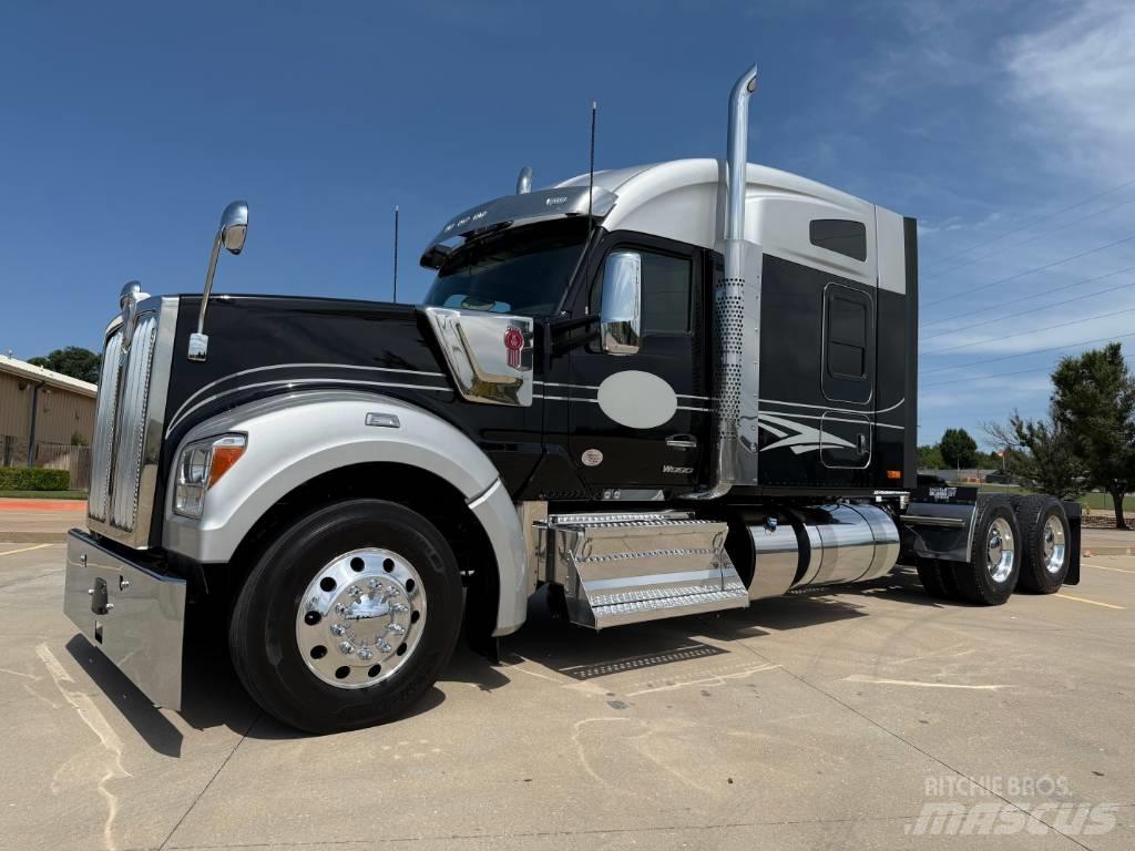 Kenworth W 990 Trækkere