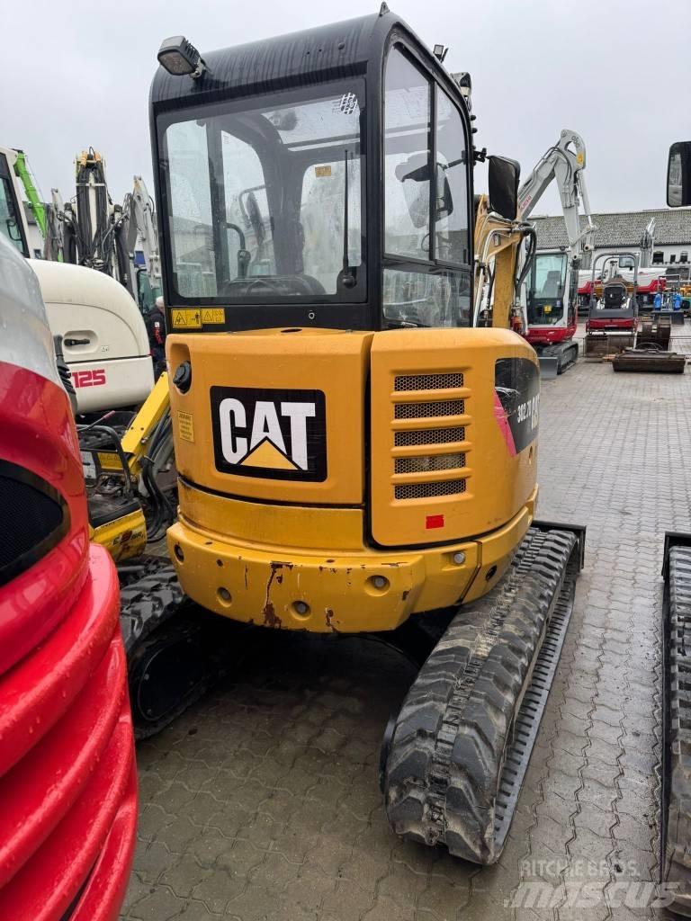 CAT 302.7 D Minigravemaskiner