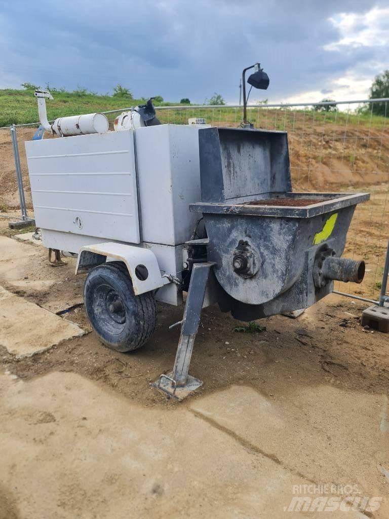  REED PUTZMEISTER M40 Betonpumper