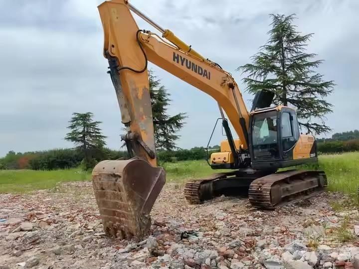 Hyundai 225LVS Gravemaskiner på larvebånd