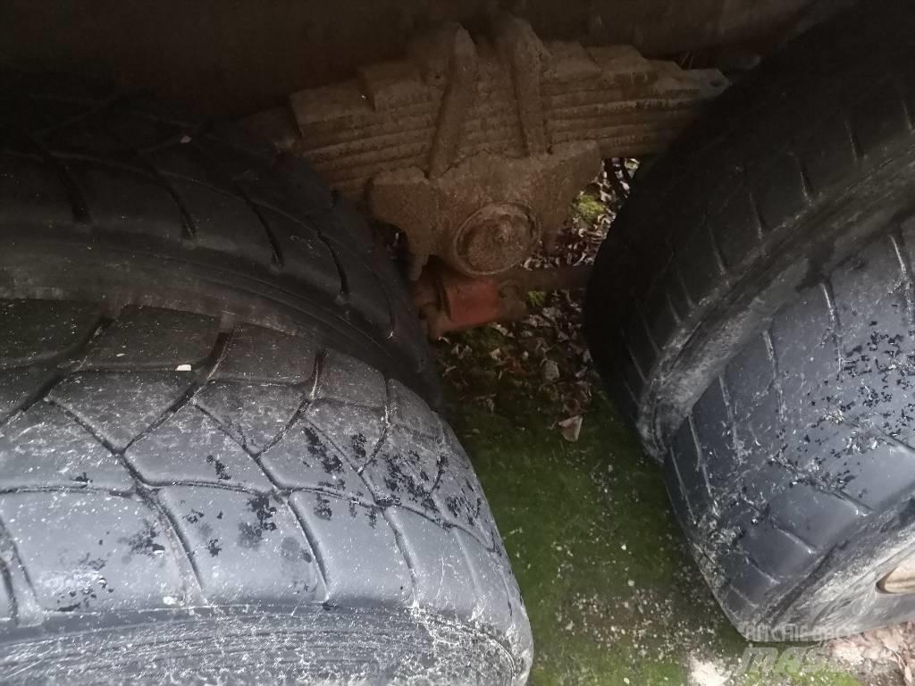 Iveco 260EH 6x6 Lastbiler med tip