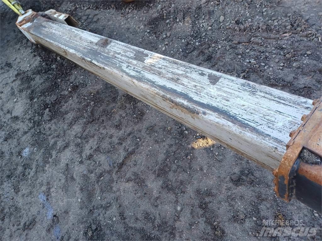 Komatsu 200H Kraner til skovningsmaskine