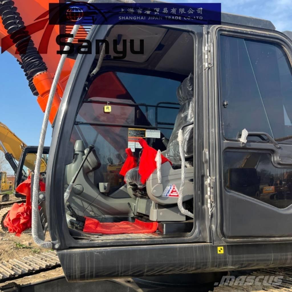 Hitachi ZX 240 Gravemaskiner på larvebånd