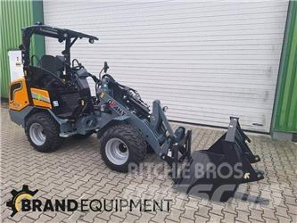 GiANT G2700E X-TRA Læssemaskiner på hjul