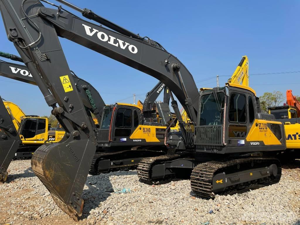Volvo 210 Gravemaskiner på larvebånd