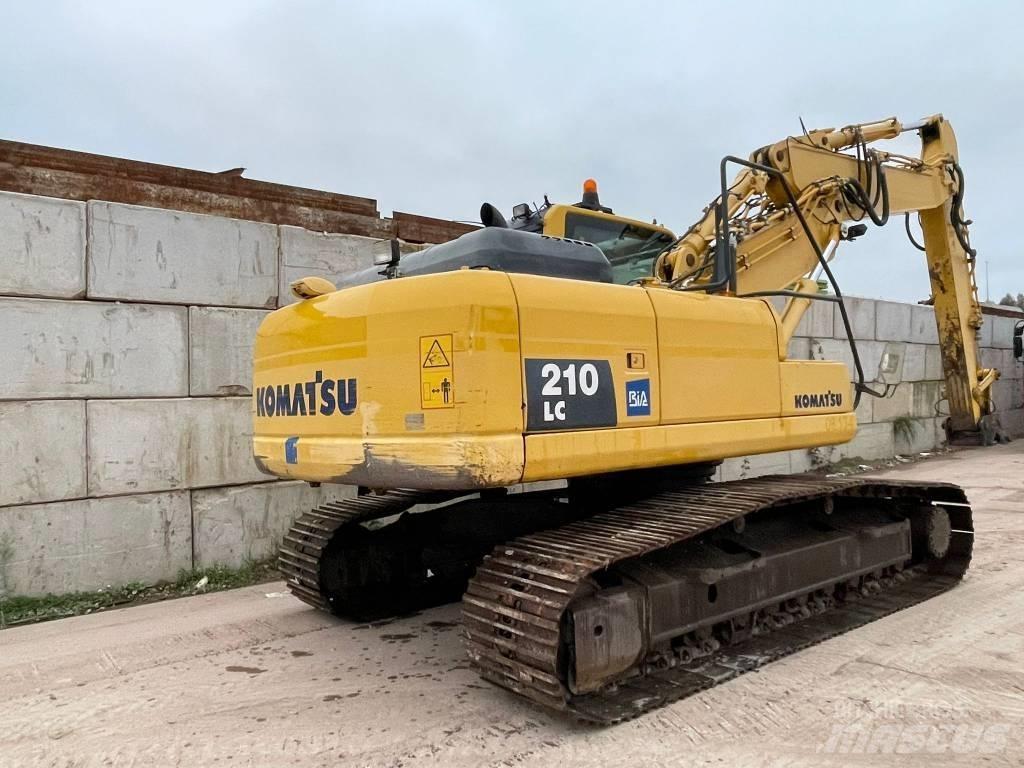 Komatsu PC 210 Gravemaskiner på larvebånd