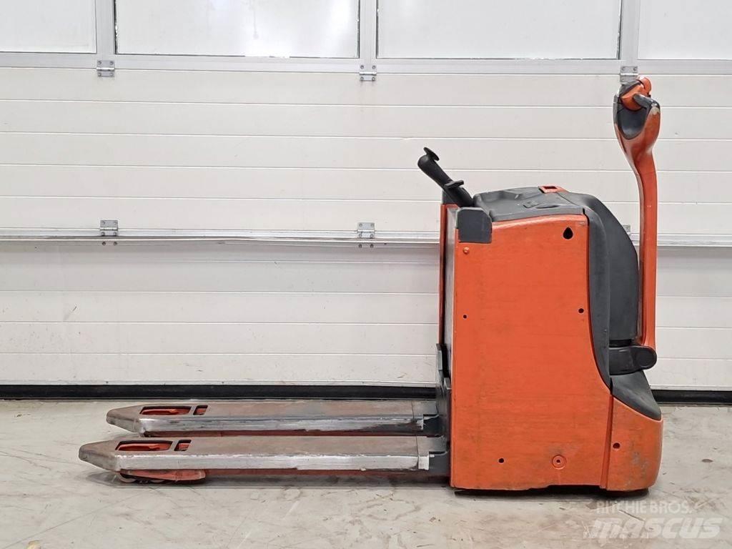 Linde T16L El-palleløftere
