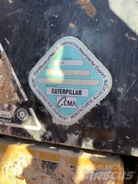 CAT 320F Gravemaskiner på larvebånd