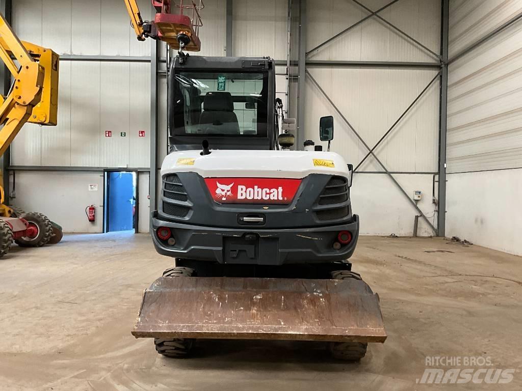Bobcat E 57 W Gravemaskiner på hjul