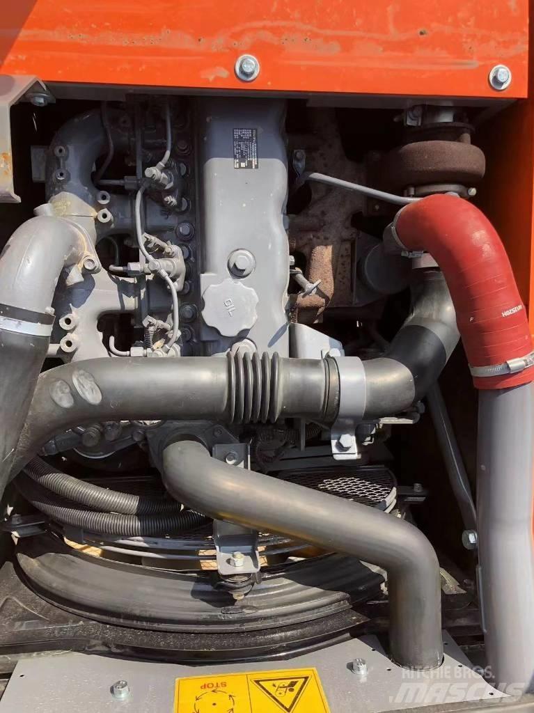 Hitachi ZX 120 Gravemaskiner på larvebånd