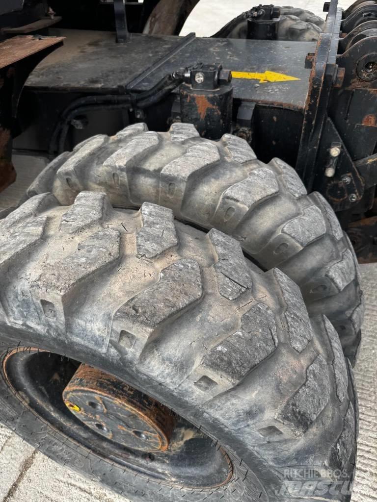 Hitachi ZX 145 W-6 Gravemaskiner på hjul