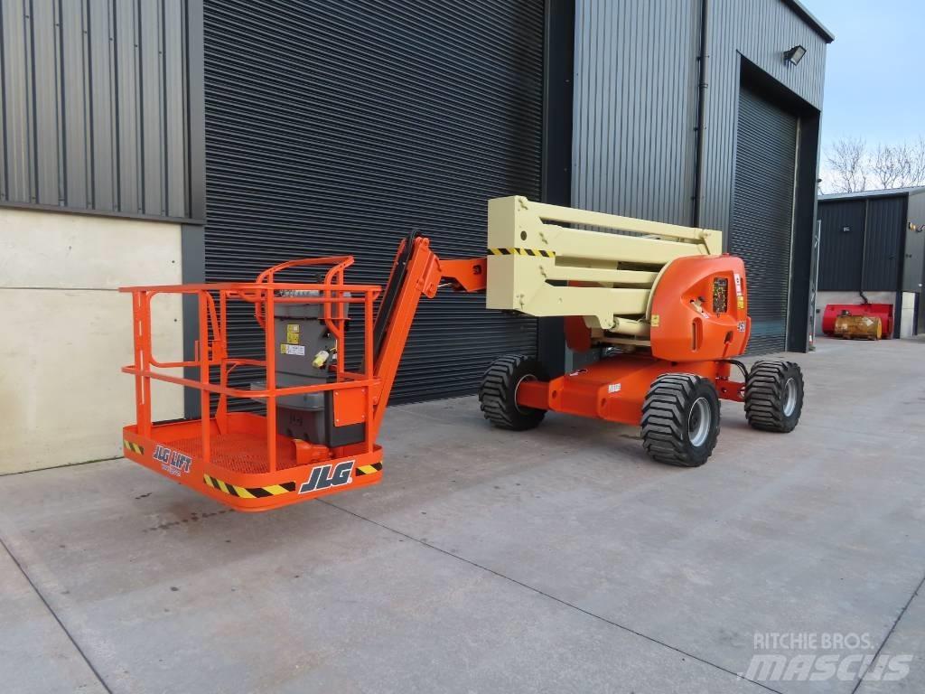 JLG 450 AJ Bomlifte med knækarm