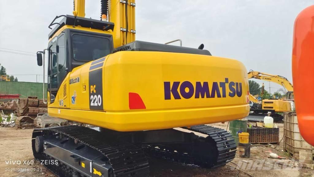 Komatsu PC 220-7 Gravemaskiner på larvebånd