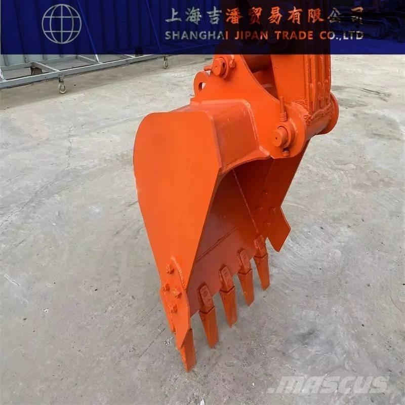 Doosan DH 80 Gravemaskiner på larvebånd