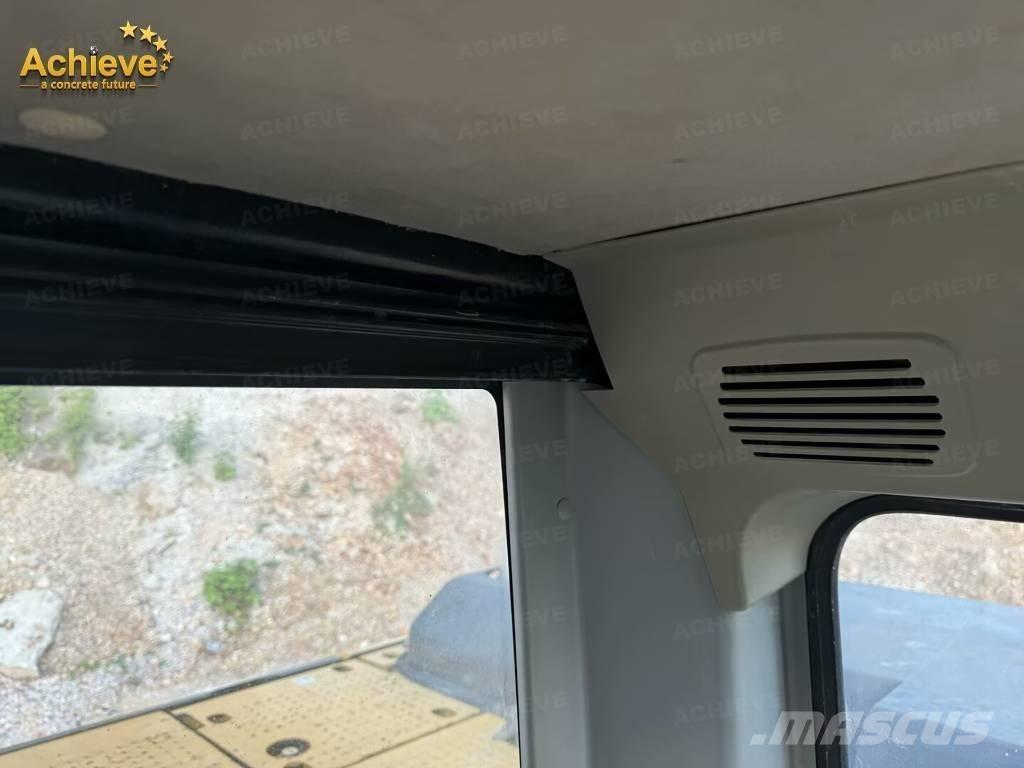 CAT 318DL Gravemaskiner på larvebånd