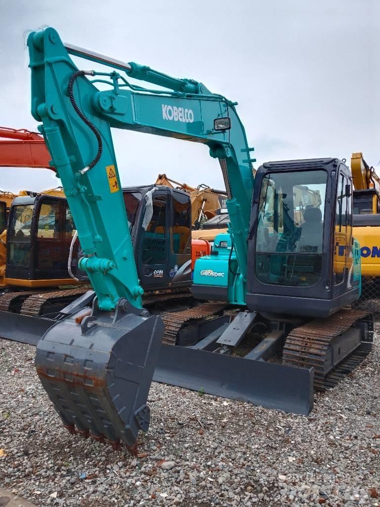 Kobelco SK 75 SR Midi-gravemaskiner 7t - 12t