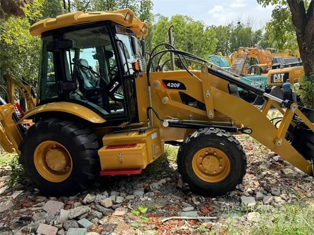 CAT 420 F Rendegravere