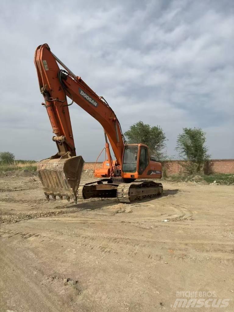 Doosan DH 300 LC-7 Gravemaskiner på larvebånd