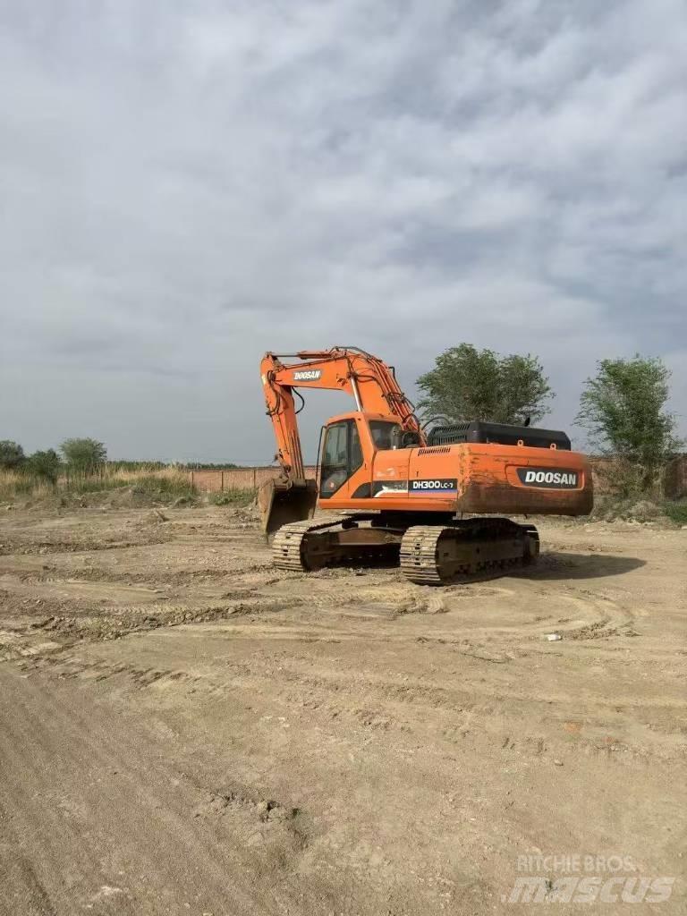 Doosan DH 300 LC-7 Gravemaskiner på larvebånd