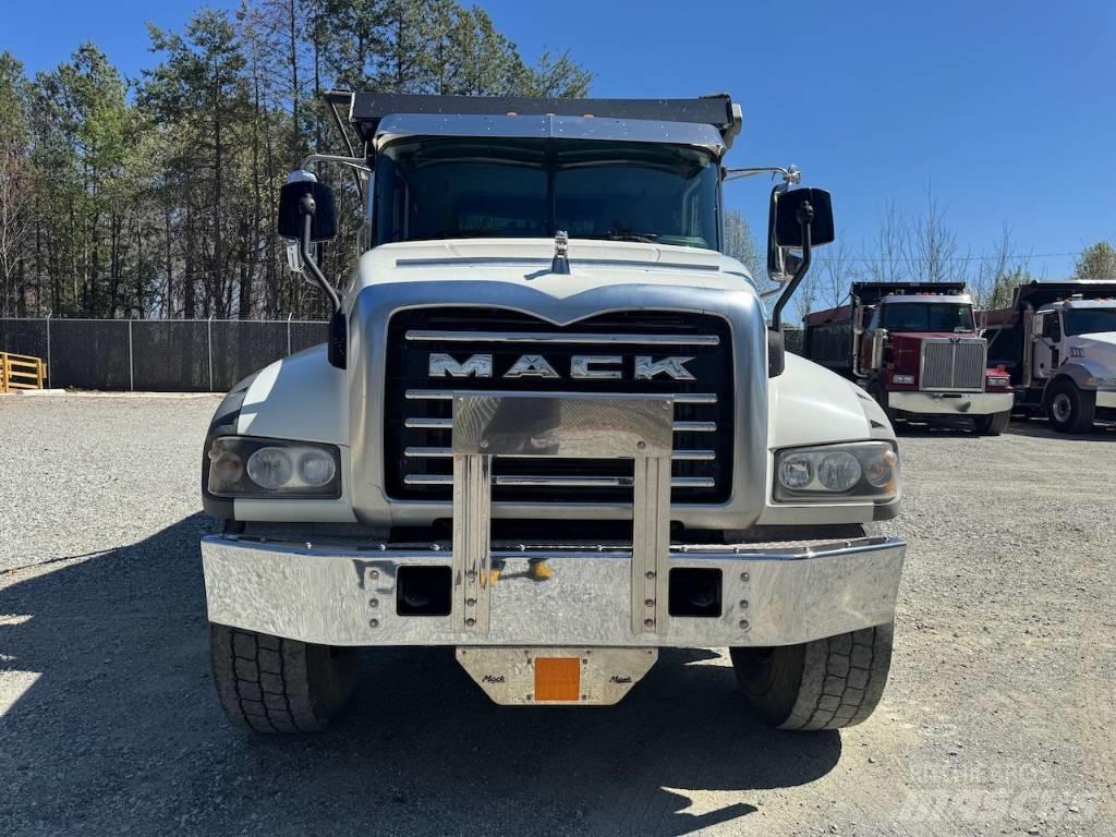 Mack Granite GU 433 Lastbiler med tip