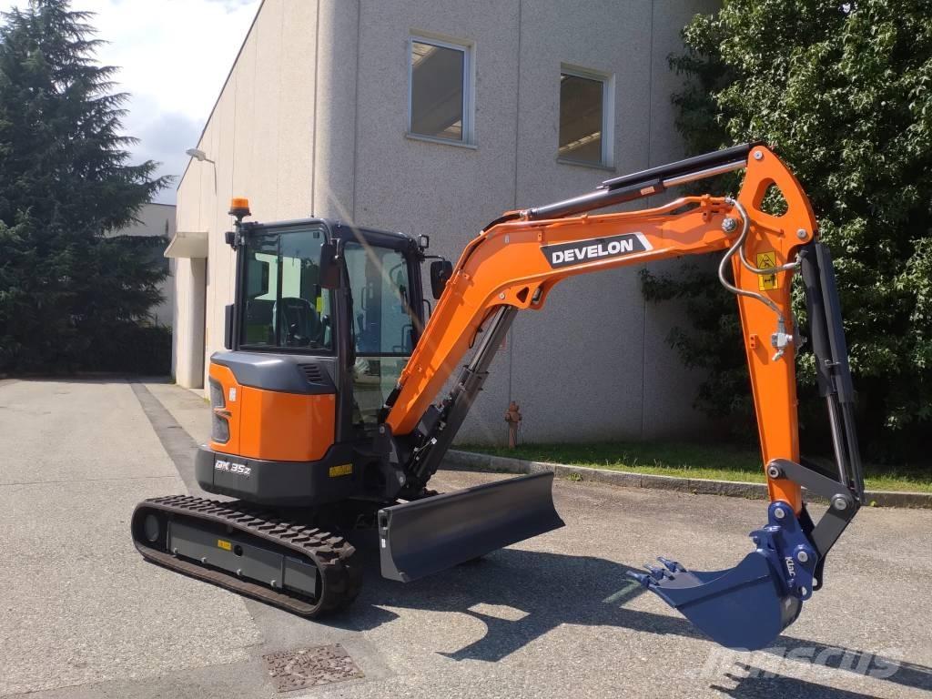 Develon DX 35 Z-7 Minigravemaskiner