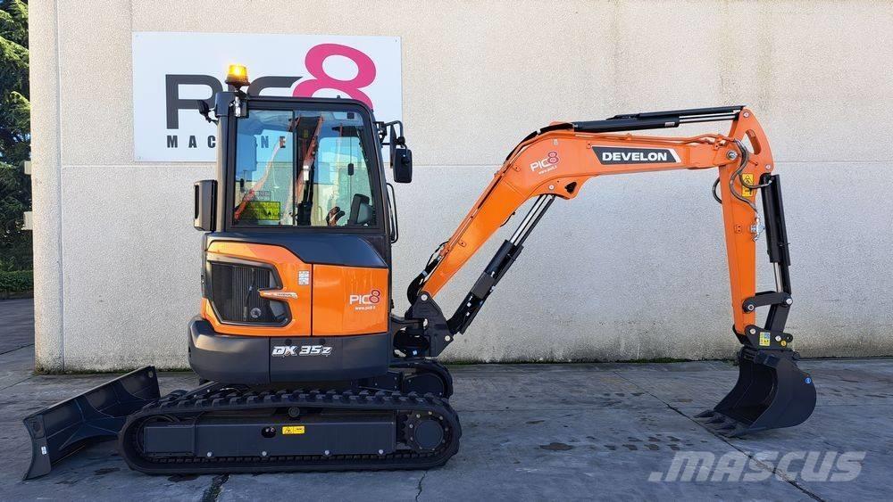 Develon DX 35 Z-7 Minigravemaskiner