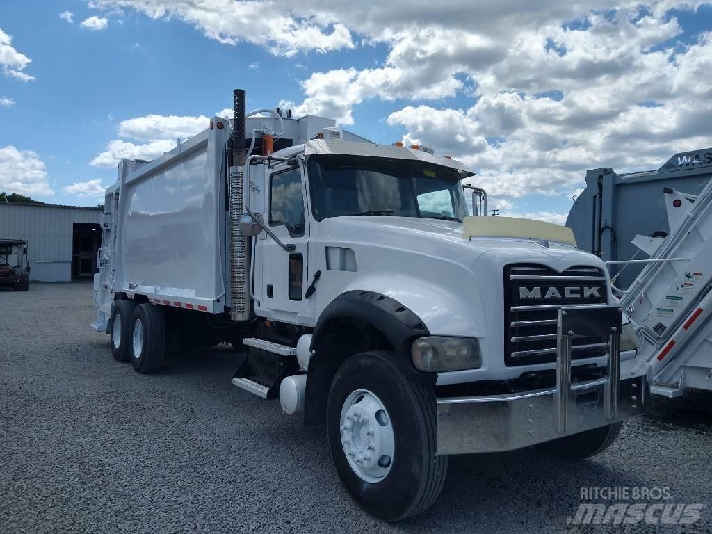 Mack GRANITE GU713 Renovationslastbiler