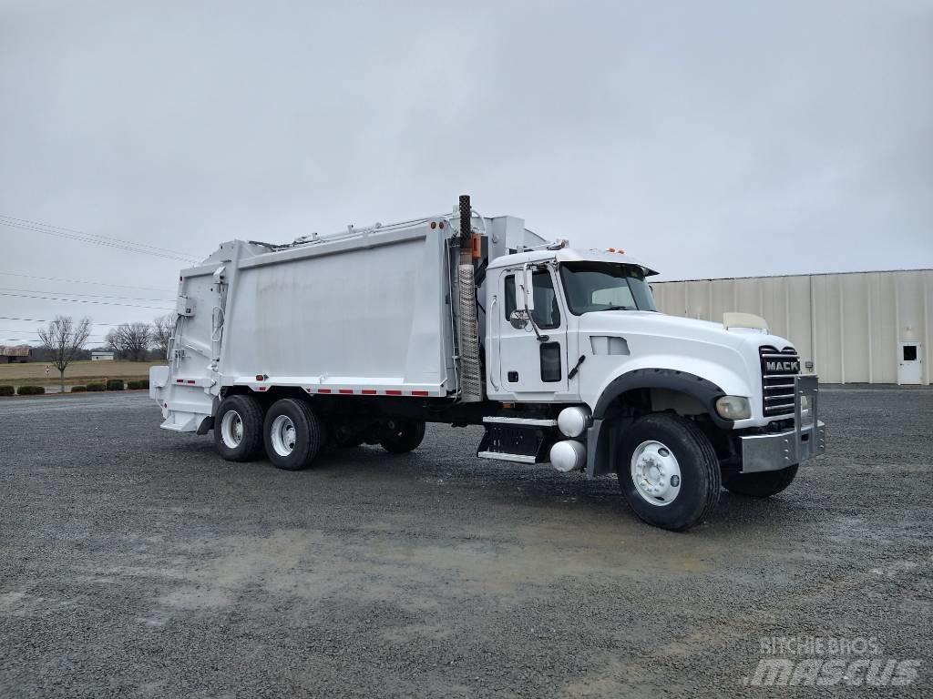 Mack GRANITE GU713 Renovationslastbiler