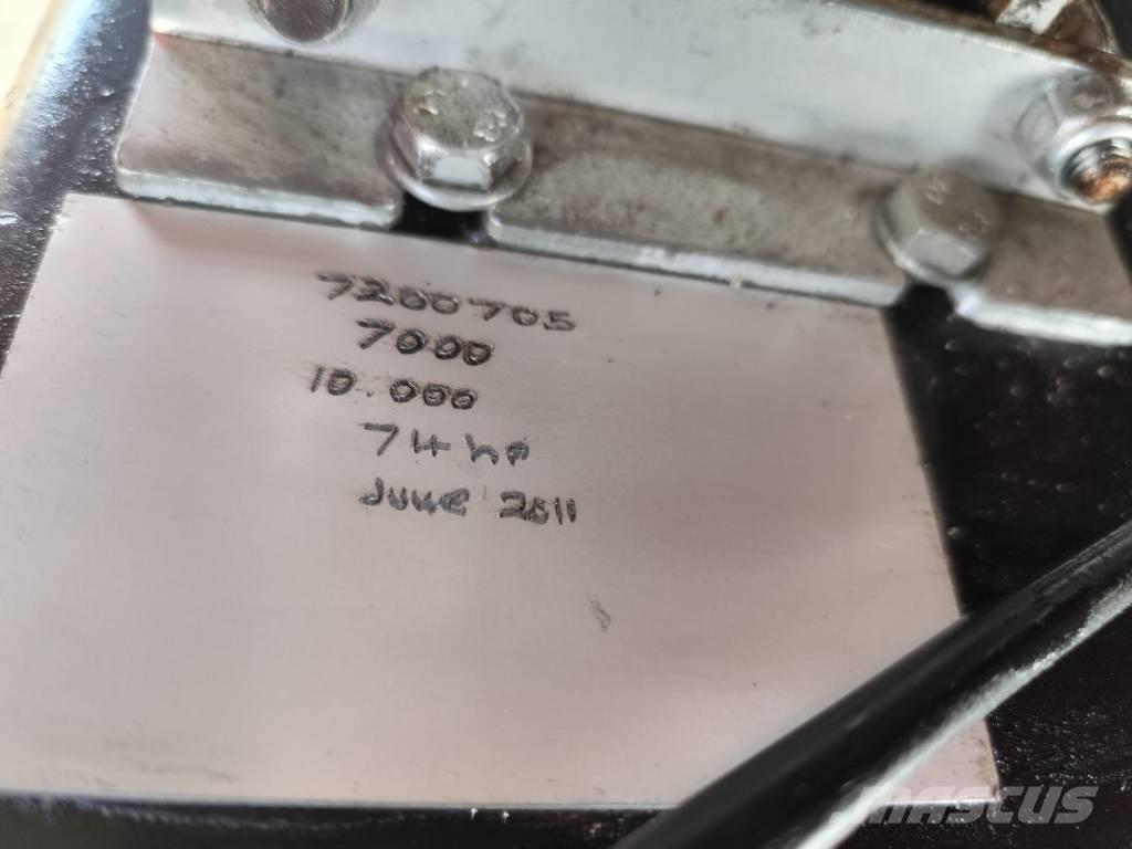 Red Rhino 7000 Mobile knusere