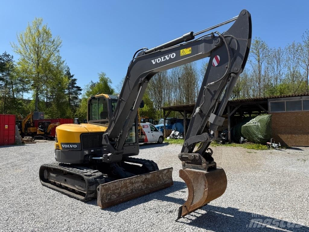 Volvo ECR88D Midi-gravemaskiner 7t - 12t
