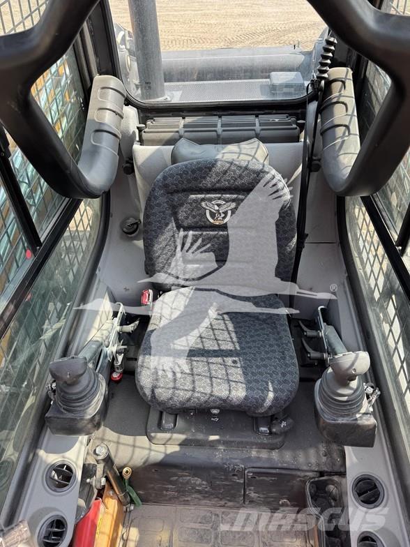 CASE TV450B Minilæsser - skridstyret