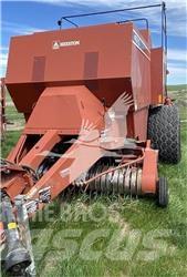 Hesston 4910 Pressere til firkantede baller