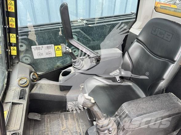 JCB 3TS-8T Minilæsser - skridstyret