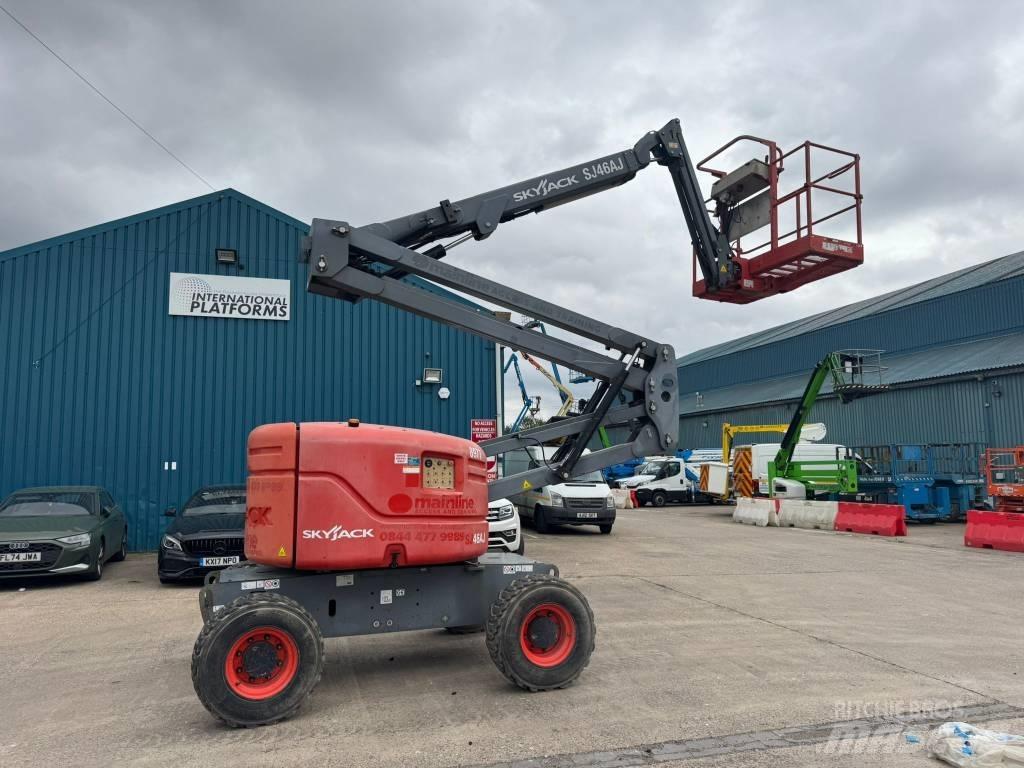 SkyJack SJ 46 AJ Bomlifte med knækarm