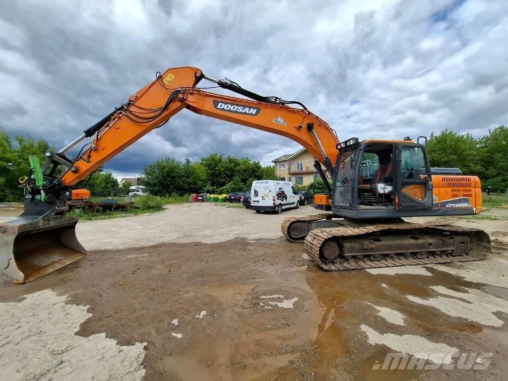 Doosan DX 225 LC-5 Gravemaskiner på larvebånd