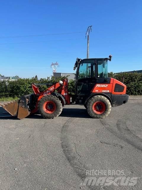 Kubota R 082 Læssemaskiner på hjul