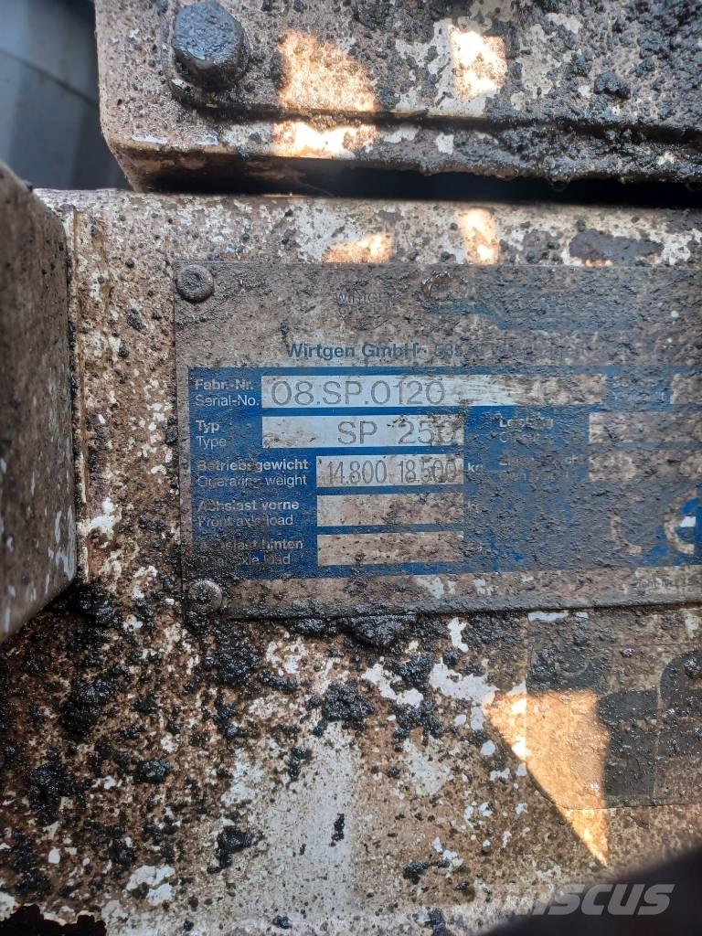 Wirtgen SP250 Forskalling