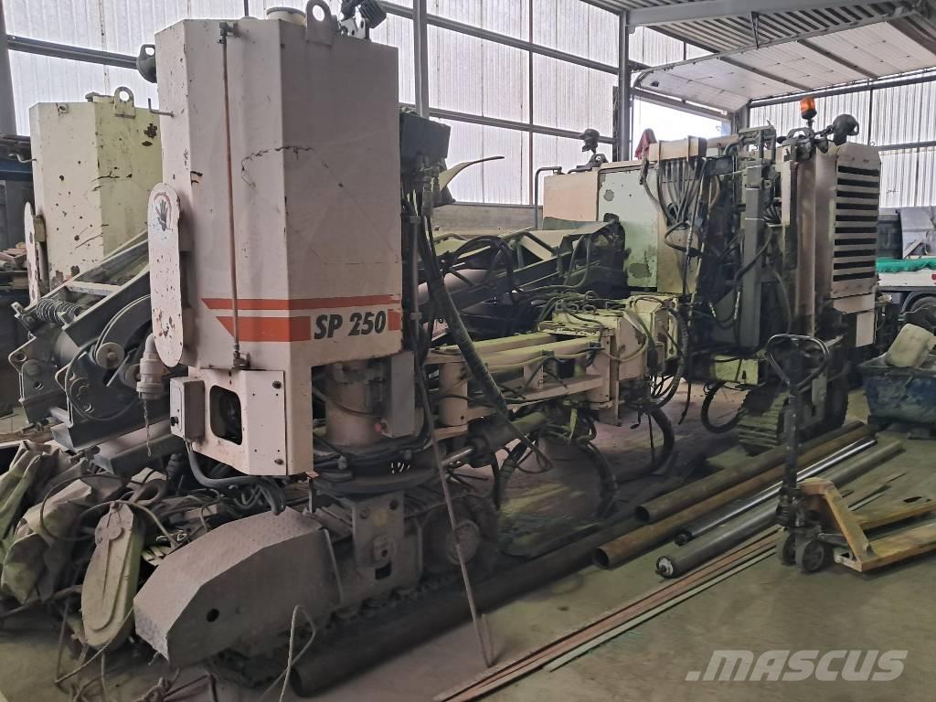 Wirtgen SP250 Forskalling