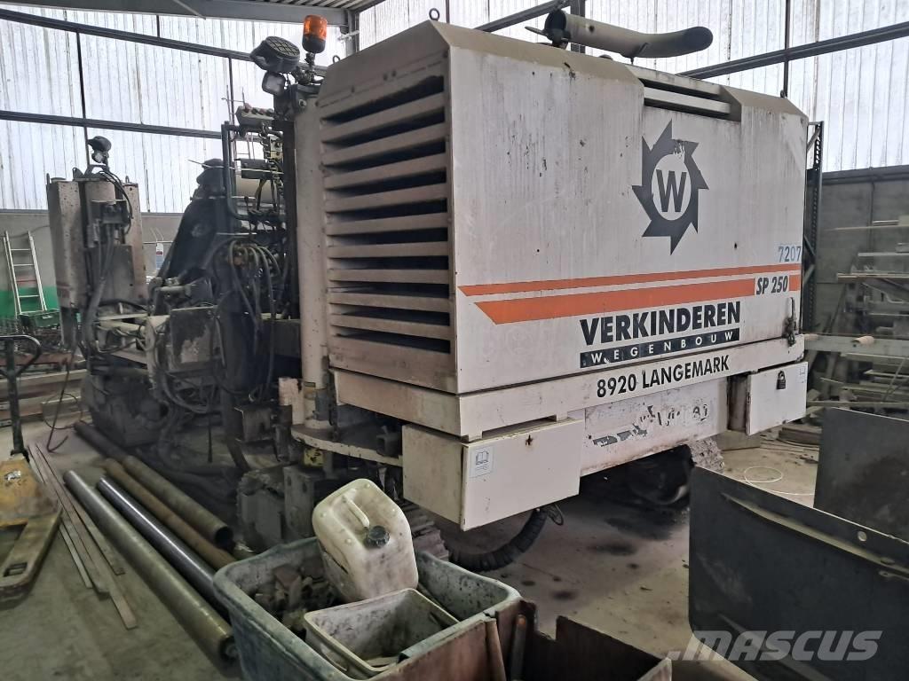 Wirtgen SP250 Forskalling