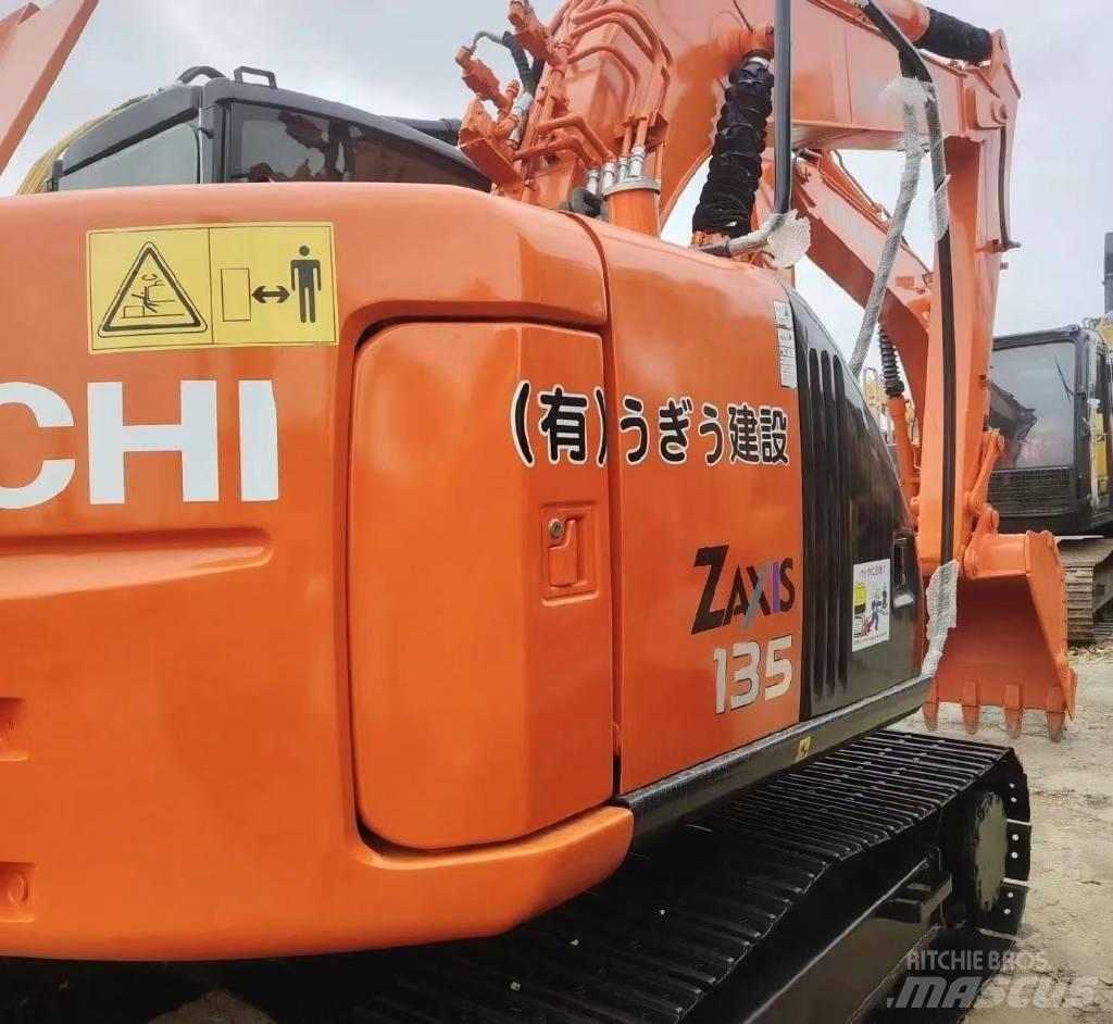 Hitachi 135US-6 Gravemaskiner på larvebånd