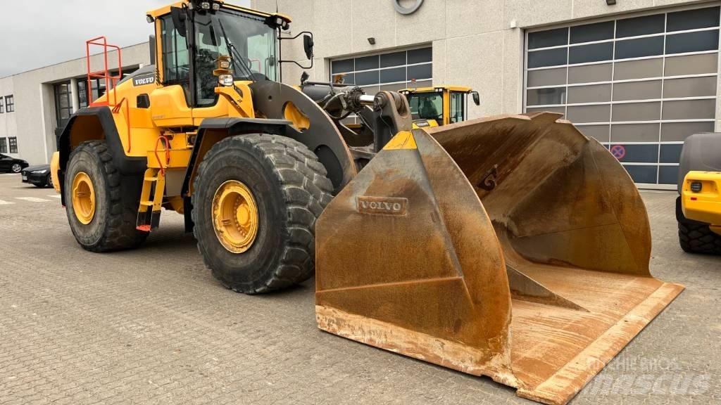 Volvo L260H Læssemaskiner på hjul