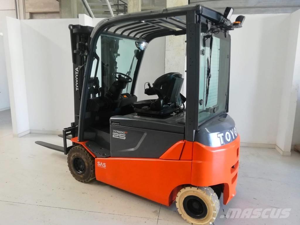 Toyota 8 FB MT 25 El gaffeltrucks