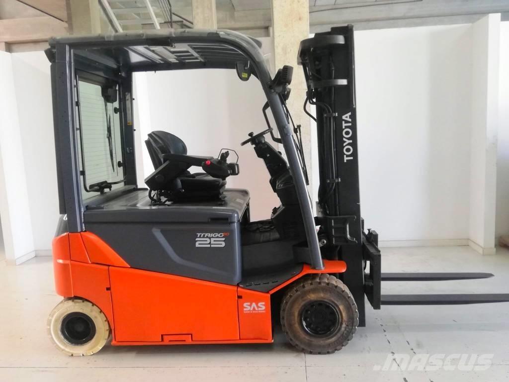 Toyota 8 FB MT 25 El gaffeltrucks